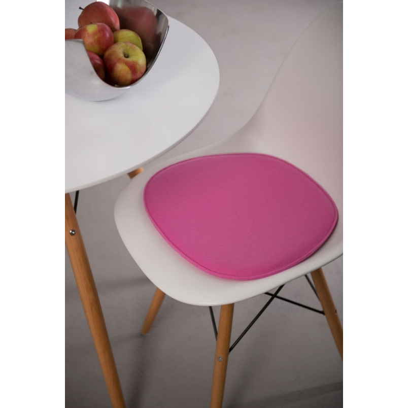 Poduszka na krzesło Side Chair różowa marki D2.Design
