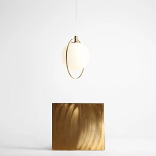 Lampa wisząca szklana kula glamour Auroa Gold 30 biało-złota marki Aldex