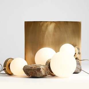 Lampa stołowa szklana kula Ball Gold 20 biało-złota marki Aldex