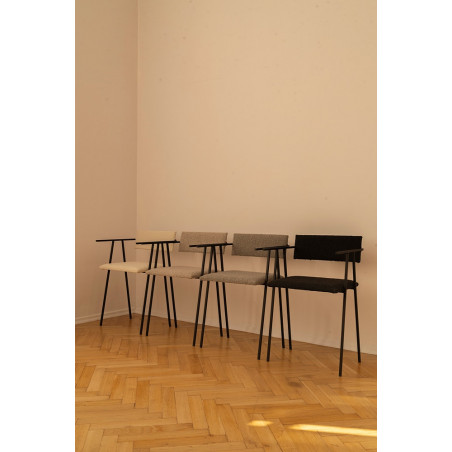 Krzesło designerskie tapicerowane Object058 Boucle toffee NG Design