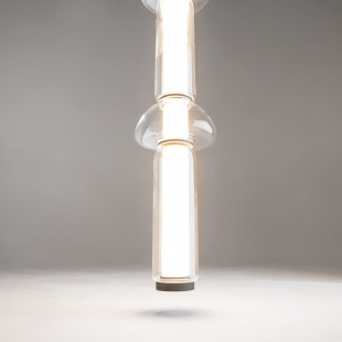 Lampa wisząca szklana podłużna Cosmo LED 98cm przeźroczysto-czarna Maytoni