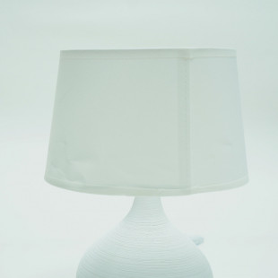 Lampa stołowa ceramiczna z abażurem Martin Biała marki Reality