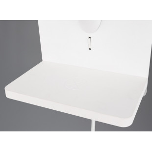 Kinkiet z włącznikiem, usb i ładowaniem indukcyjnym Comfort biały Trio