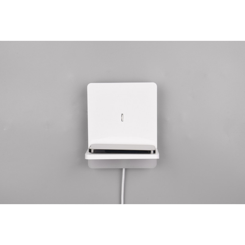Kinkiet nowoczesny z półką usb i ładowaniem indukcyjnym Fairfield LED biały mat Trio