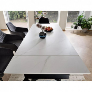 Stół rozkładany ceramiczny Laconi 160-220x90cm biały mat efekt marmuru / czarny Signal
