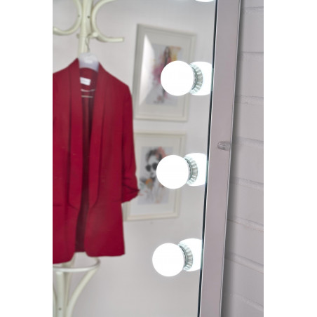 Lustro stojące z oświetleniem LED Pearl 170x87cm Halmar