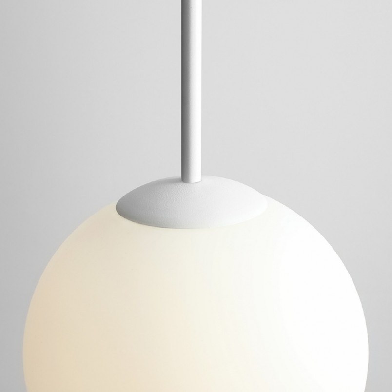 Lampa wisząca szklana kula Bosso 30 Biała marki Aldex