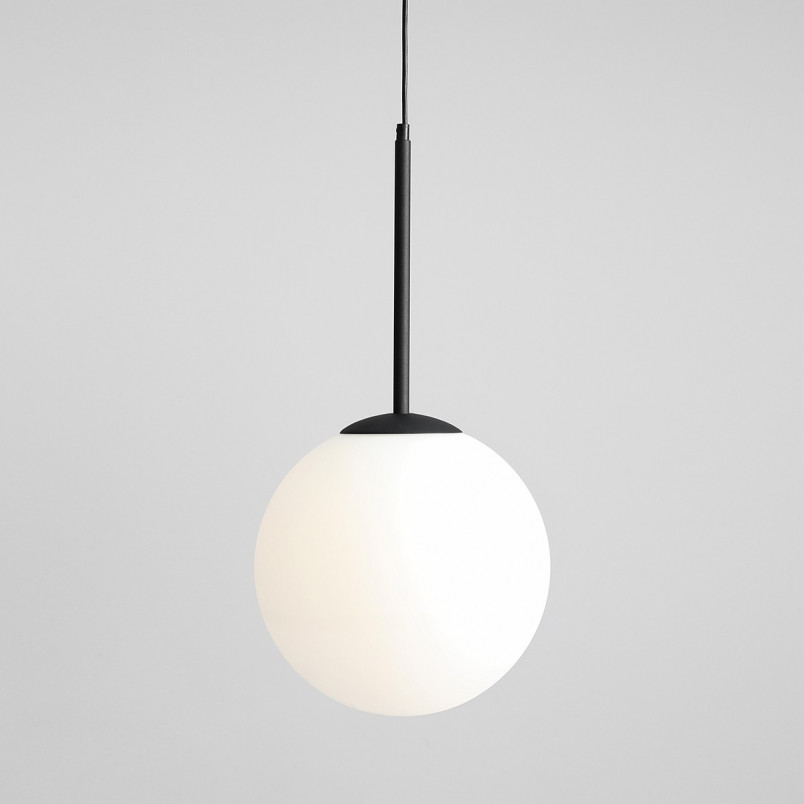 Lampa wisząca szklana kula Bosso 30 biało-czarna marki Aldex
