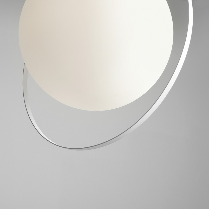 Lampa wisząca szklana kula Aura 42 biała marki Aldex