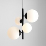 Lampa wisząca 4 szklane kule Bloom biało-czarna marki Aldex