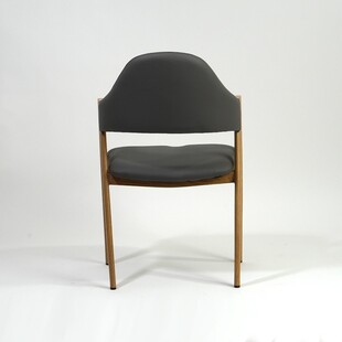 Krzesło z ekoskóry z podłokietnikami K247 popiel/dąb miodowy marki Halmar