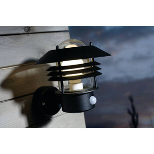 Kinkiet ogrodowy latarnia z czujnikiem Vejers Czarny marki Nordlux