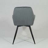 Krzesło welurowe pikowane z podłokietnikami Linea szare marki Signal