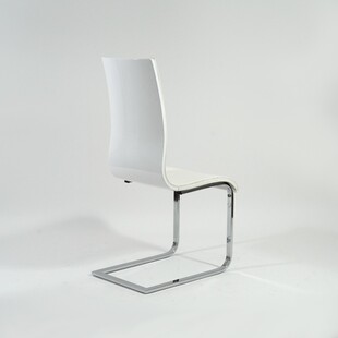 Krzesło nowoczesne z ekoskóry na płozie K104 białe marki Halmar
