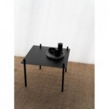 Designerski Stolik industrialny metalowy Object031 60 czarny marki NG Design do salonu