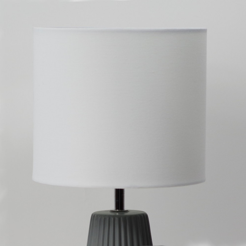 Lampa stołowa ceramiczna z abażurem Nicci 25 Szara/Biała marki Markslojd