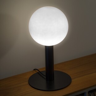Lampa stołowa designerska Matuba Table Jet Black marki LoftLight