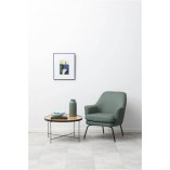 Fotel wypoczynkowy tapicerowany Chisa Oliwkowy marki Actona